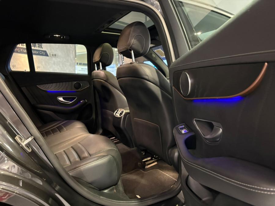 EQC400 4Matic - Image 4